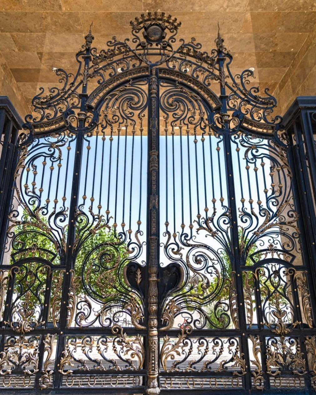 درب باغی الیزه درب باغی الیزه