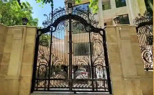 درب فلزی فرفورژه درب فلزی فرفورژه