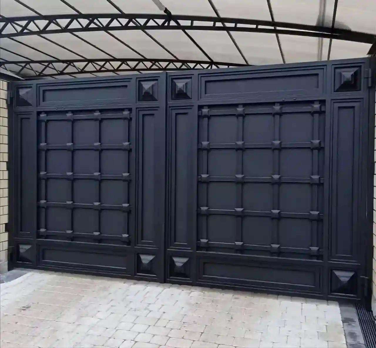 درب حیاط شیک و مدرن درب حیاط شیک و مدرن