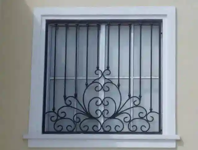 هزینه ساخت و نصب حفاظ پنجره هزینه ساخت و نصب حفاظ پنجره