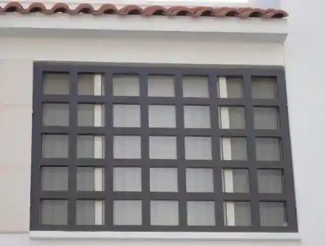 عوامل موثر در قیمت هر متر مربع حفاظ پنجره عوامل موثر در قیمت هر متر مربع حفاظ پنجره