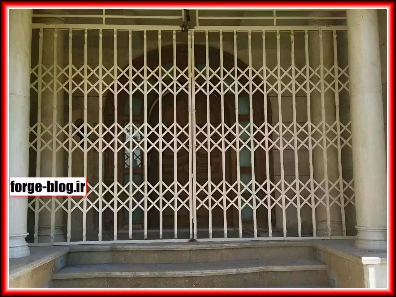 تأثیر طراحی درب آکاردئونی بر نمای ساختمان تأثیر طراحی درب آکاردئونی بر نمای ساختمان