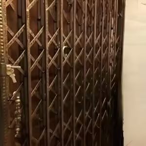 درب آکاردئونی تمام گل سلطنتی پرتراکم لوزی