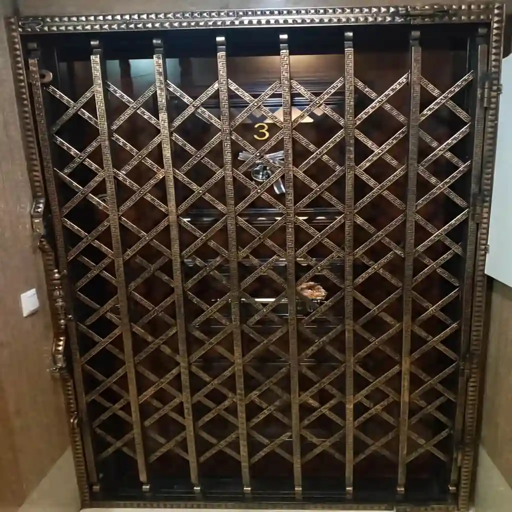 نصب درب آکاردئونی پرتراکم