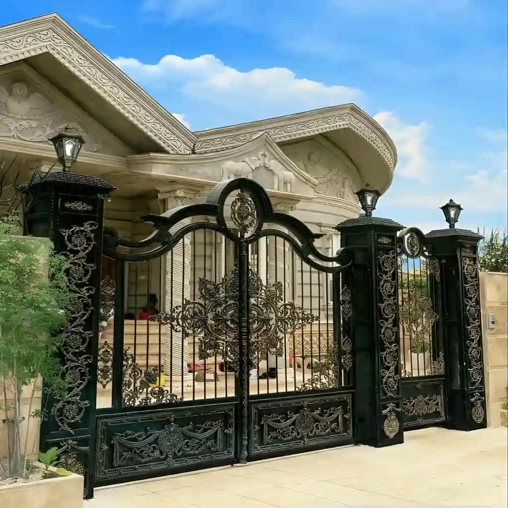 قیمت درب پارکینگ فرفورژه مناسب ویلا