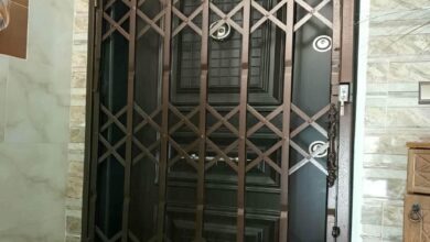 درب آکاردئونی خانه در بیرجند
