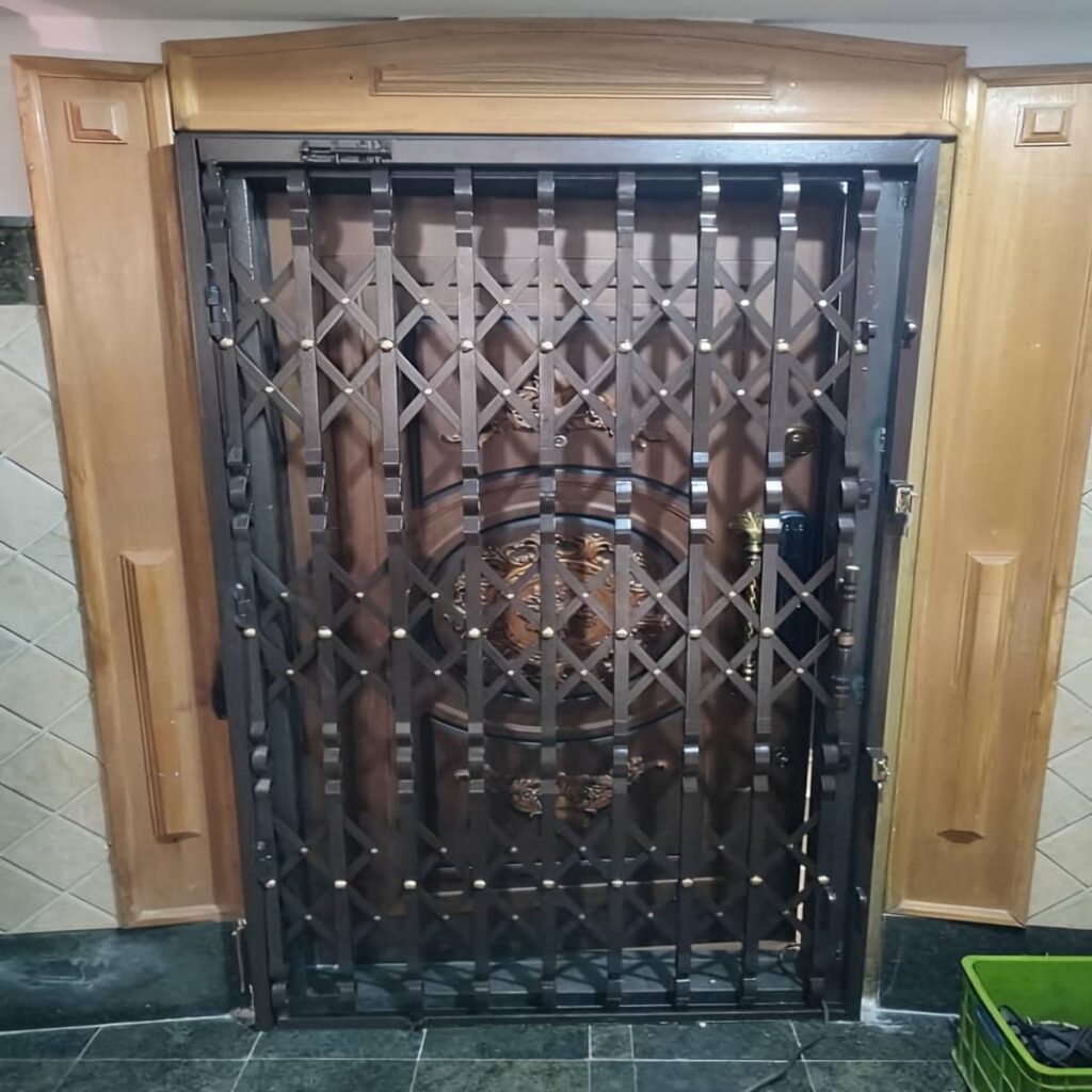 خرید درب آکاردئونی خانه دوگل در رشت