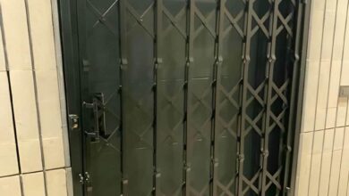 درب آکاردئونی خانه در بندر چابهار