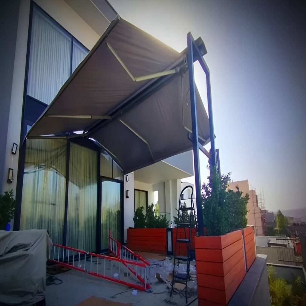 نصب سایه بان برقی اتوماتیک پارکینگی در اشتهارد