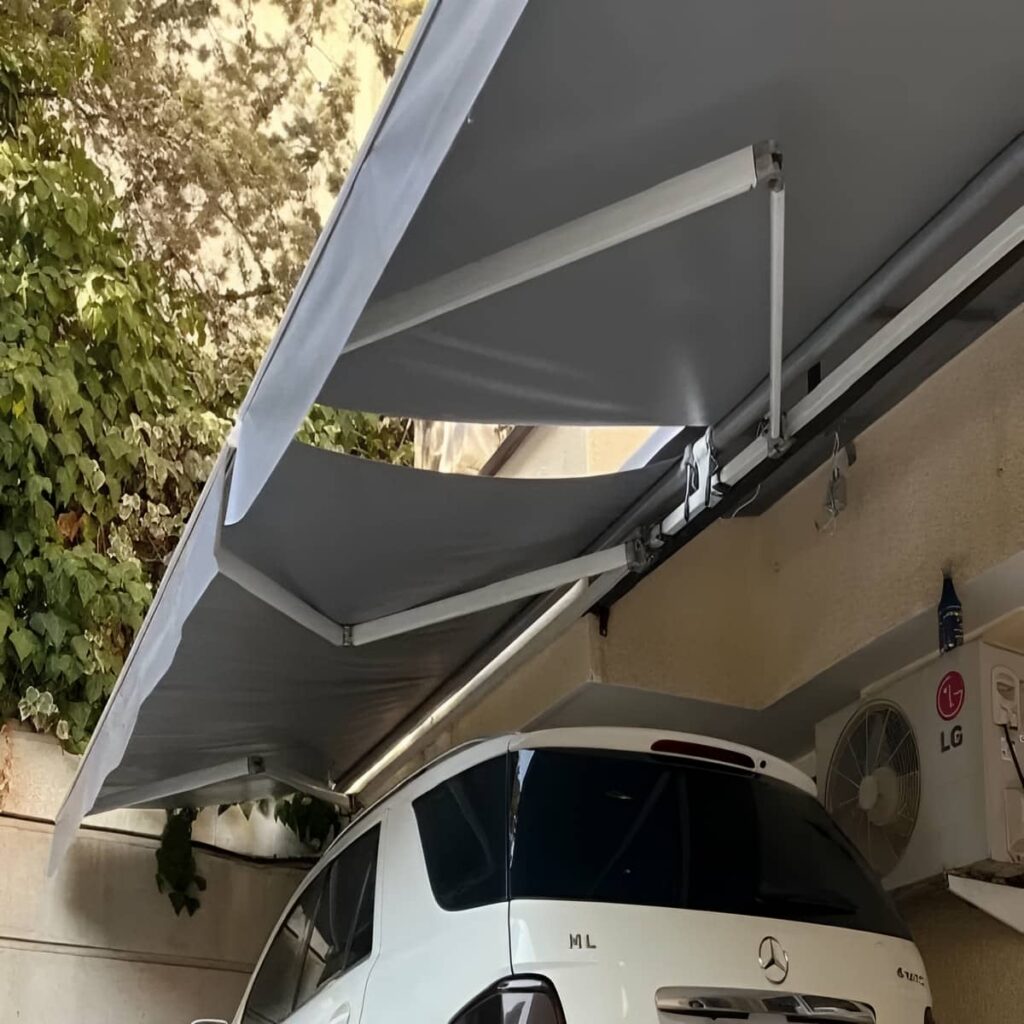 نصب سایبان برقی اتوماتیک ضدآب در گنبدکاووس
