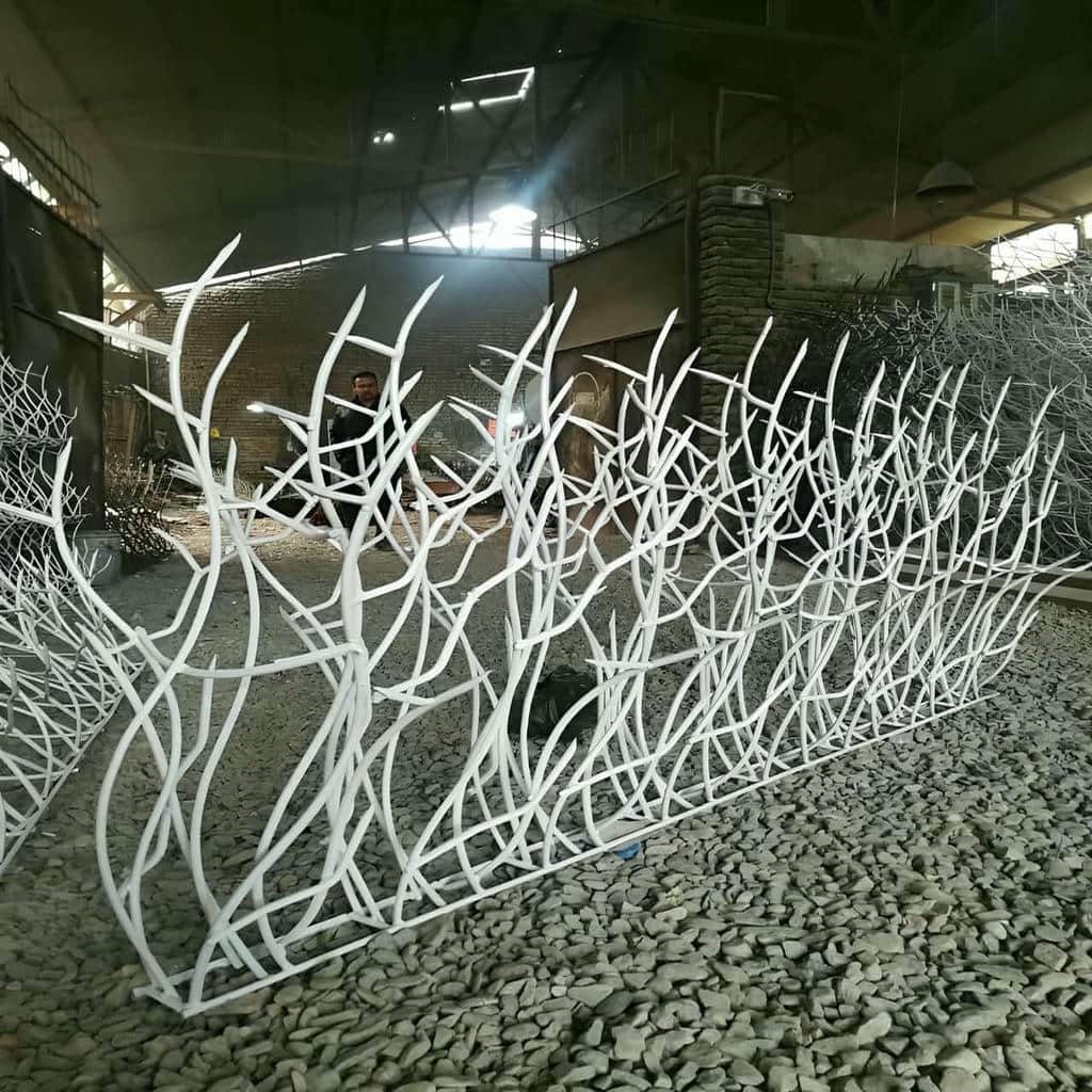 نصب حفاظ شاخ گوزنی دیوار در کرمان