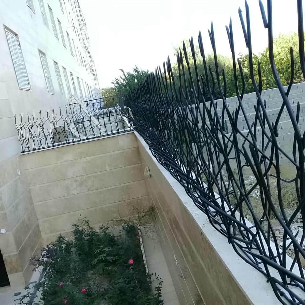 نصب حفاظ شاخ گوزنی باغی در رفسنجان
