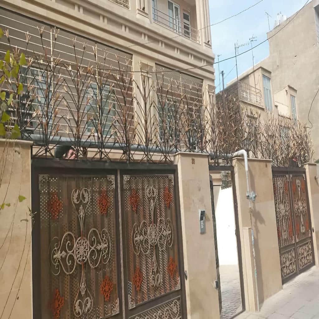 حفاظ شاخ گوزنی در سنندج