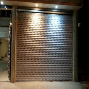 کرکره برقی کنترلی در بندر دیلم