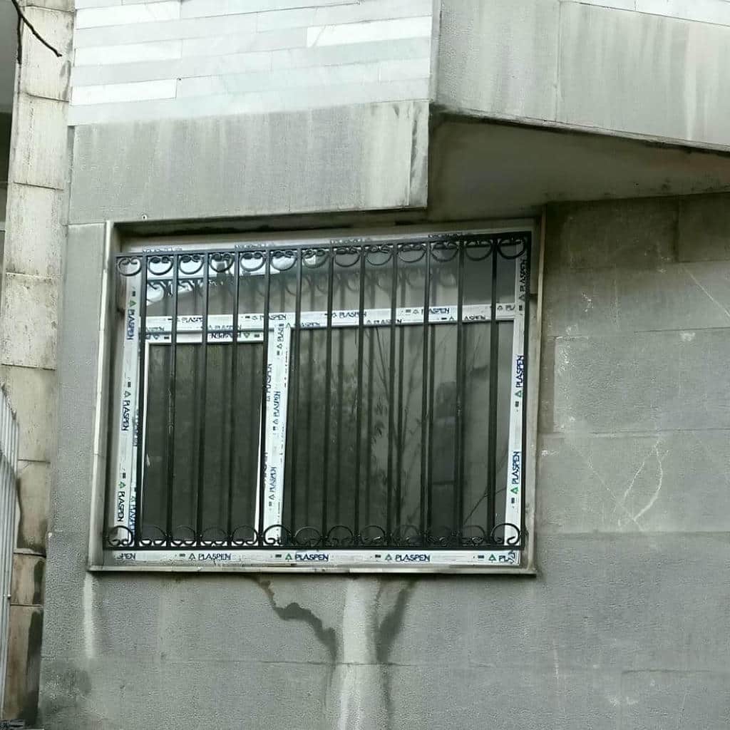 قیمت حفاظ پنجره نرده منزل فرفورژه در گرگان