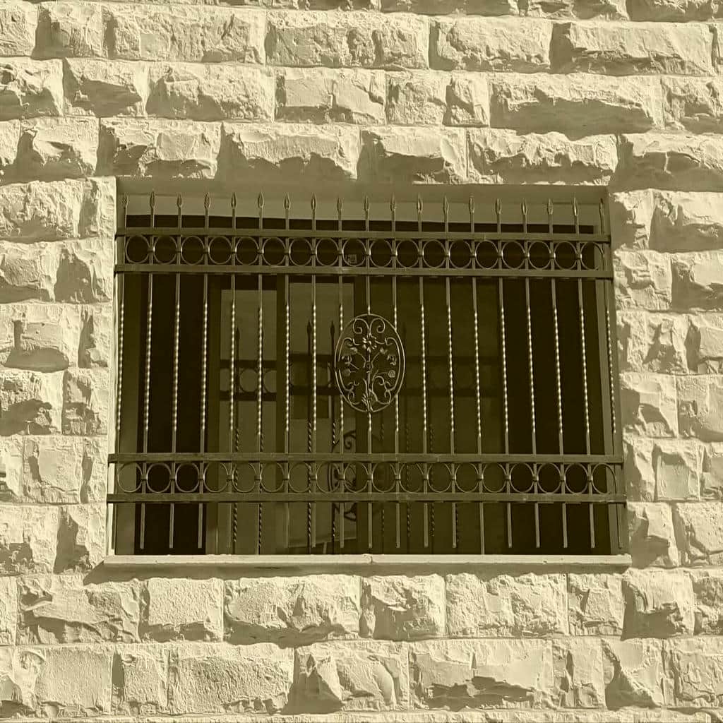 خرید حفاظ پنجره نرده منزل ساده در همدان