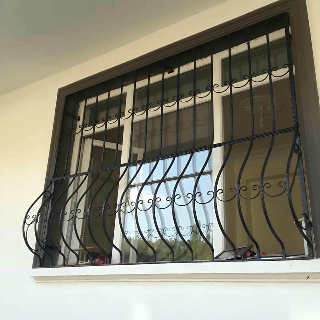 نصب حفاظ پنجره نرده منزل بازشو در نیشابور