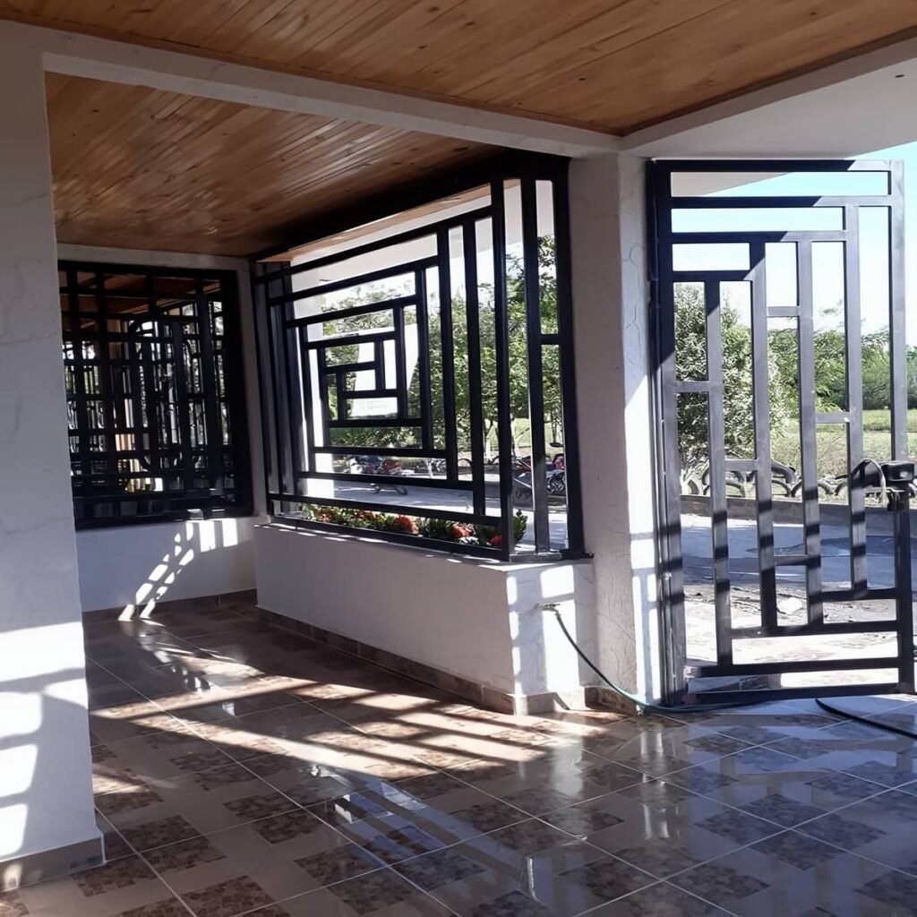 کارخانه حفاظ پنجره نرده منزل سفارشی در کرج