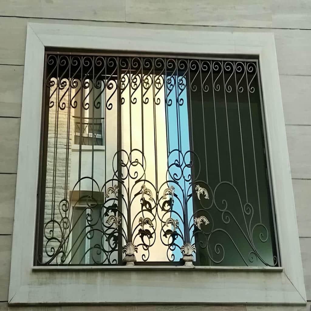 حفاظ پنجره نرده منزل در زاهدان