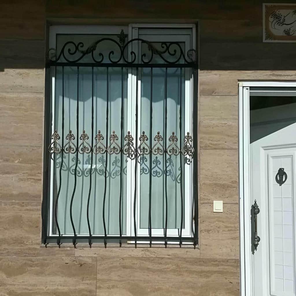 حفاظ پنجره نرده منزل در اصفهان