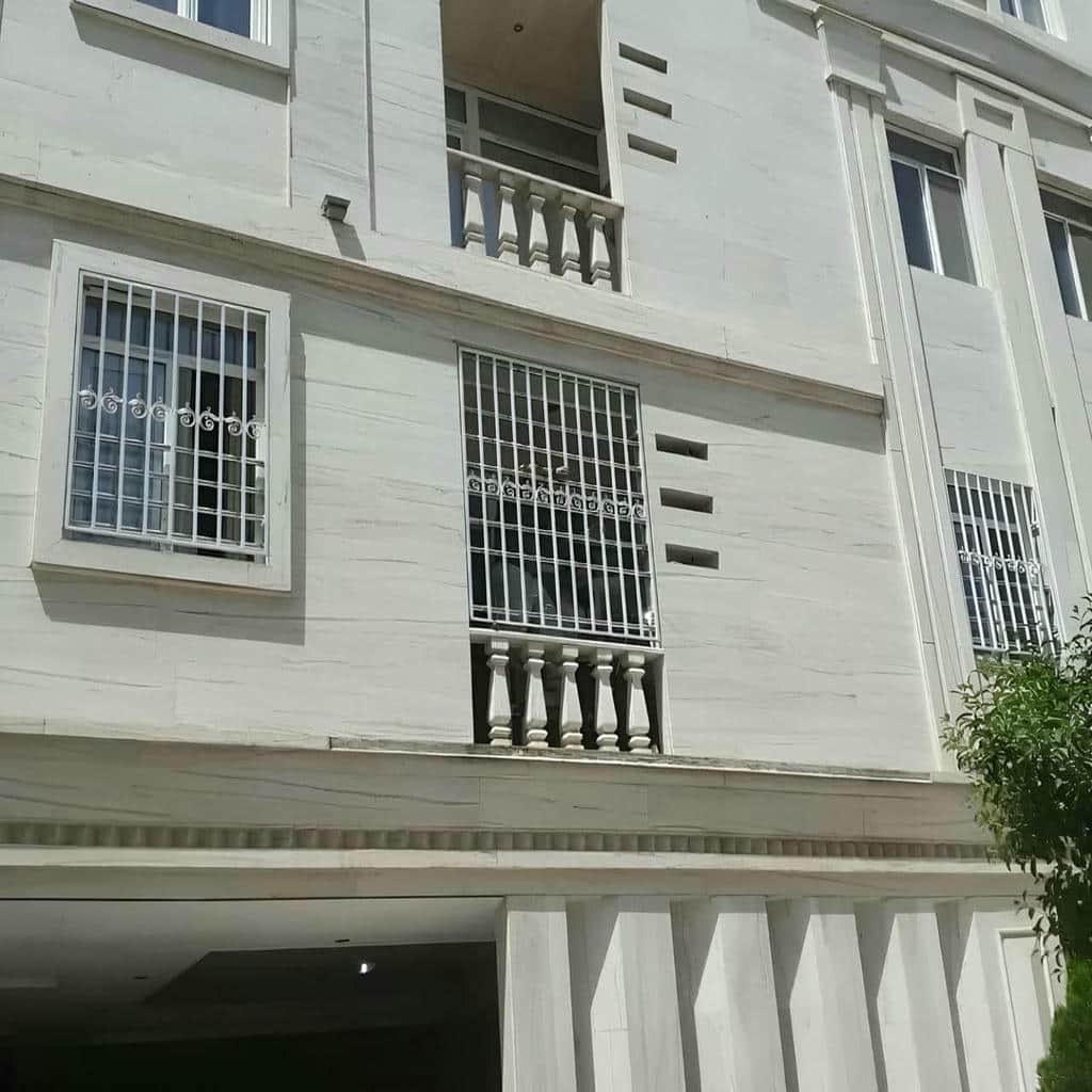 نصب حفاظ پنجره منزل ساده در بندر انزلی