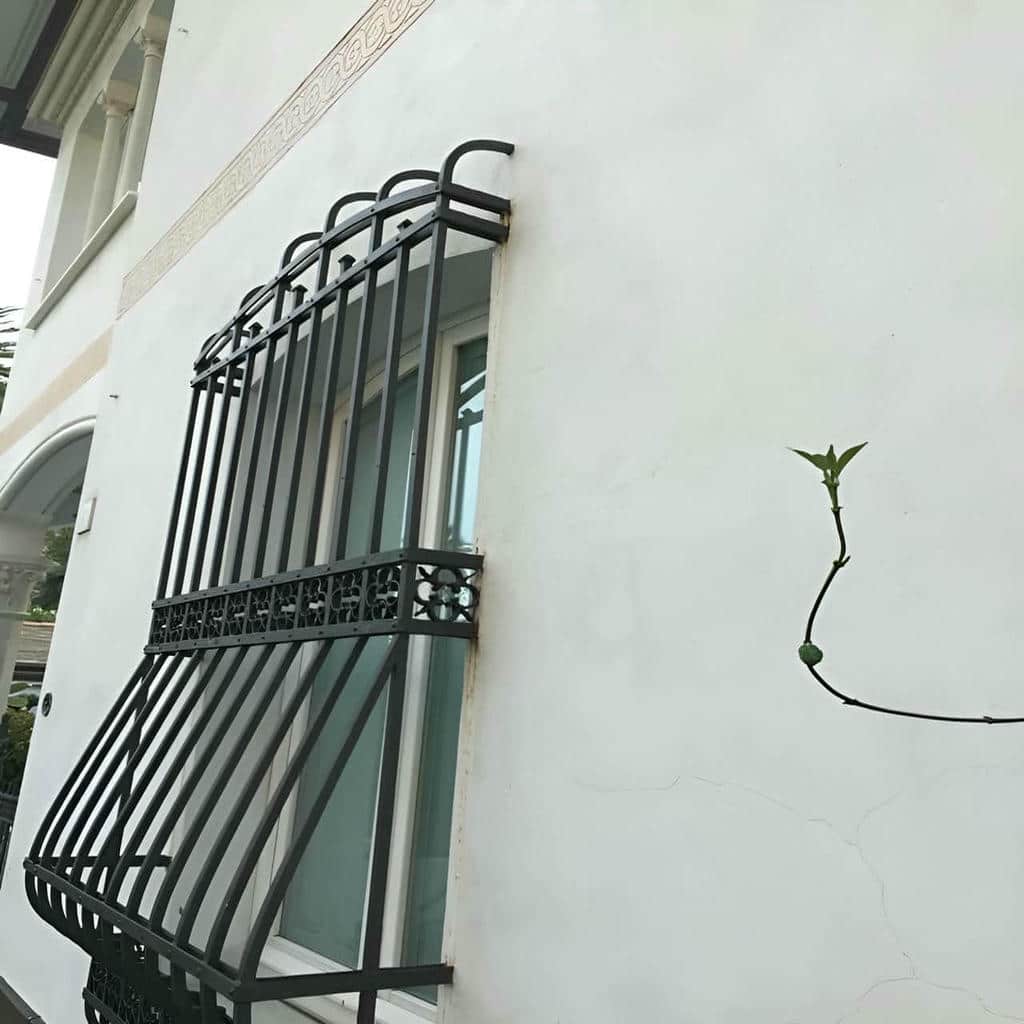 خرید حفاظ پنجره نرده منزل ساده در شیراز