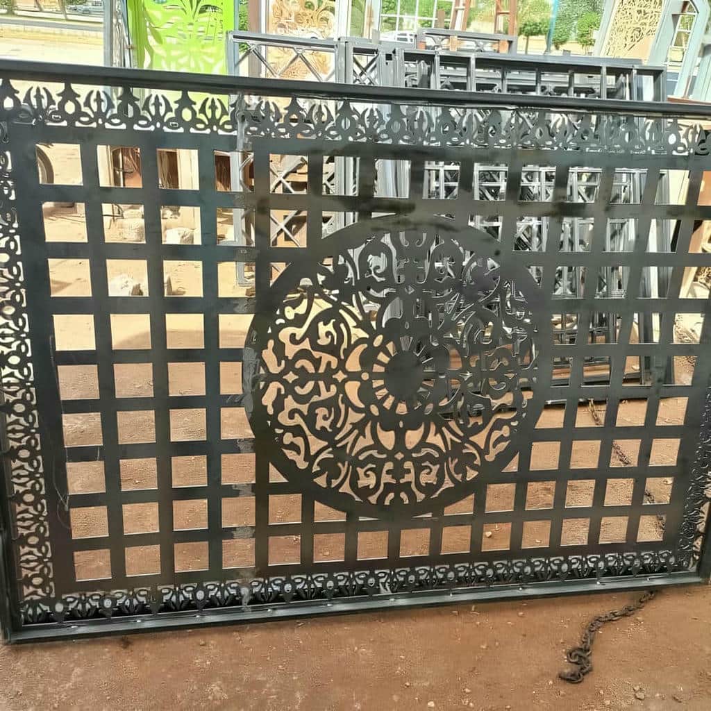 قیمت حفاظ پنجره نرده منزل فرفورژه در سمنان