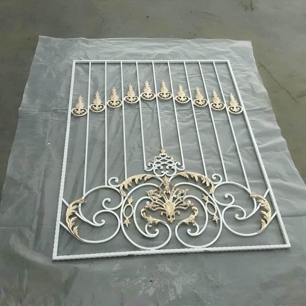 خرید حفاظ پنجره نرده منزل ساده در آمل