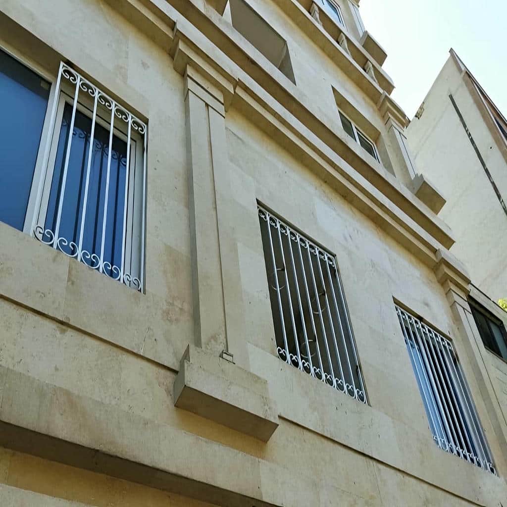 حفاظ پنجره در مریوان