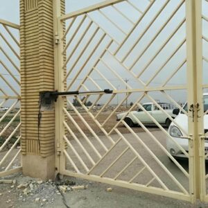 جک درب پارکینگ در تبریز