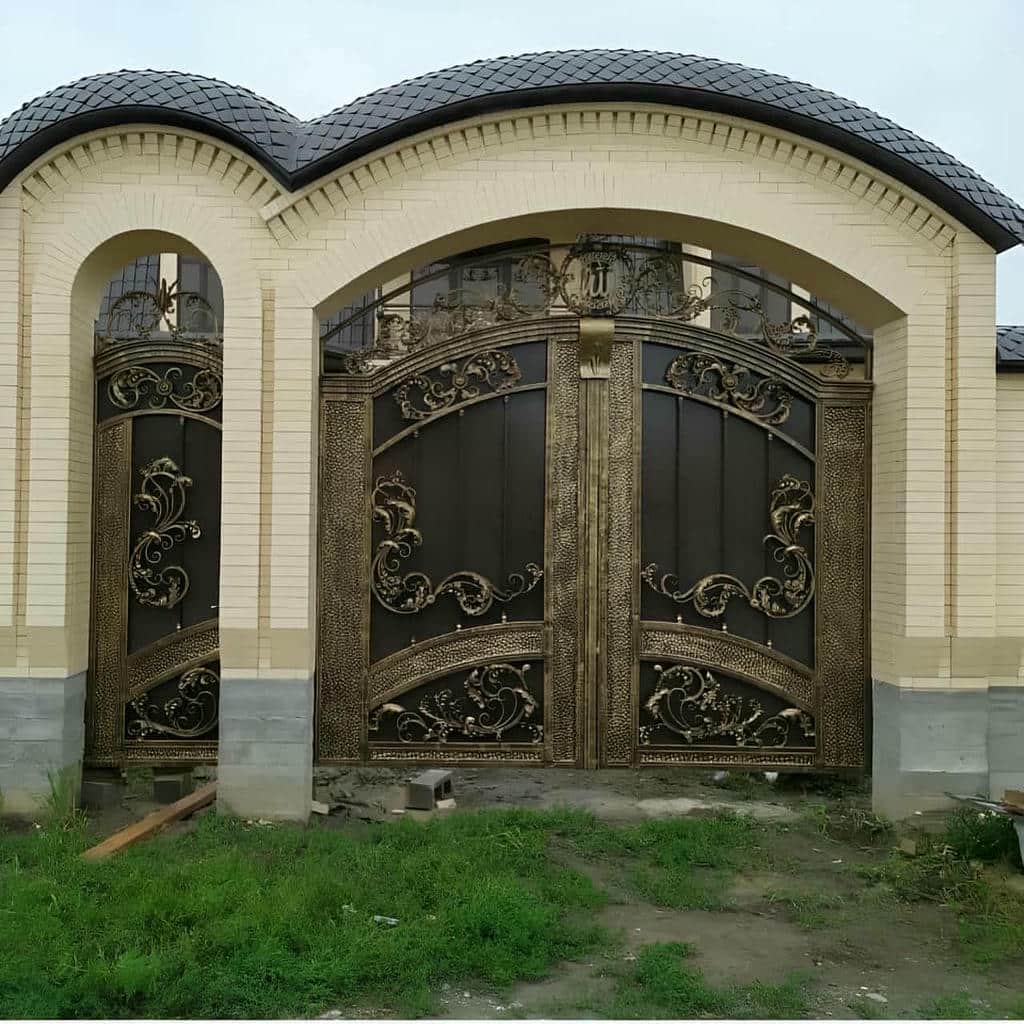 خرید درب حیاط فرفورژه کلاسیک در ساری