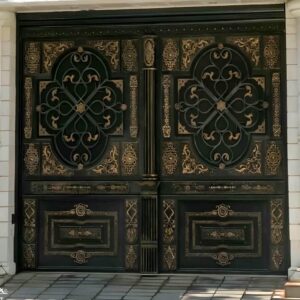 درب حیاط فرفورژه در تبریز