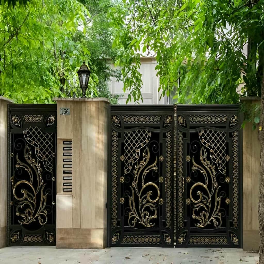 درب حیاط فرفورژه در ملارد