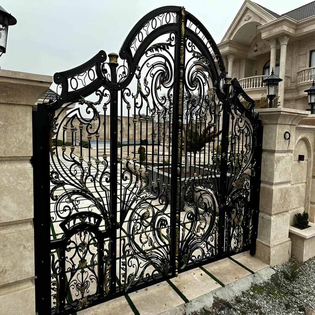 خرید درب حیاط فرفورژه ساده در ایرانشهر