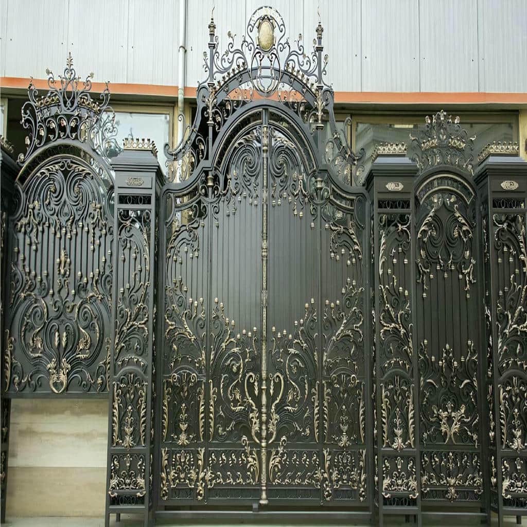 خرید درب حیاط فرفورژه سنگین در سقز