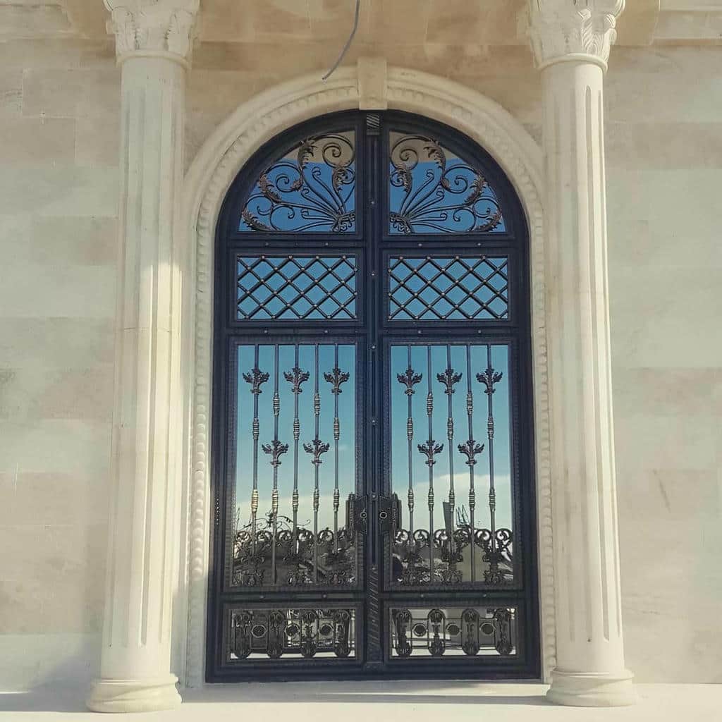 قیمت درب حیاط فرفورژه کلاسیک در تهران