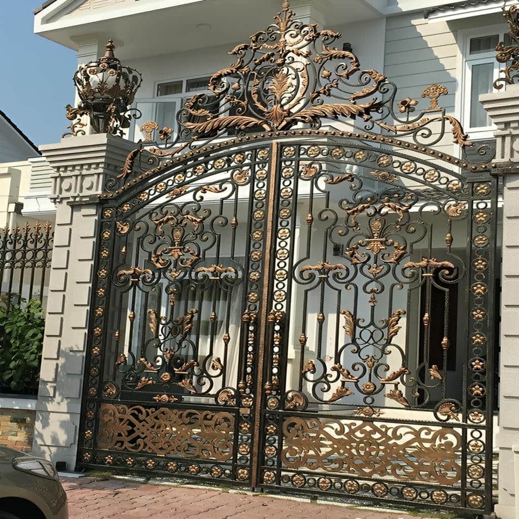 درب حیاط فرفورژه در قم