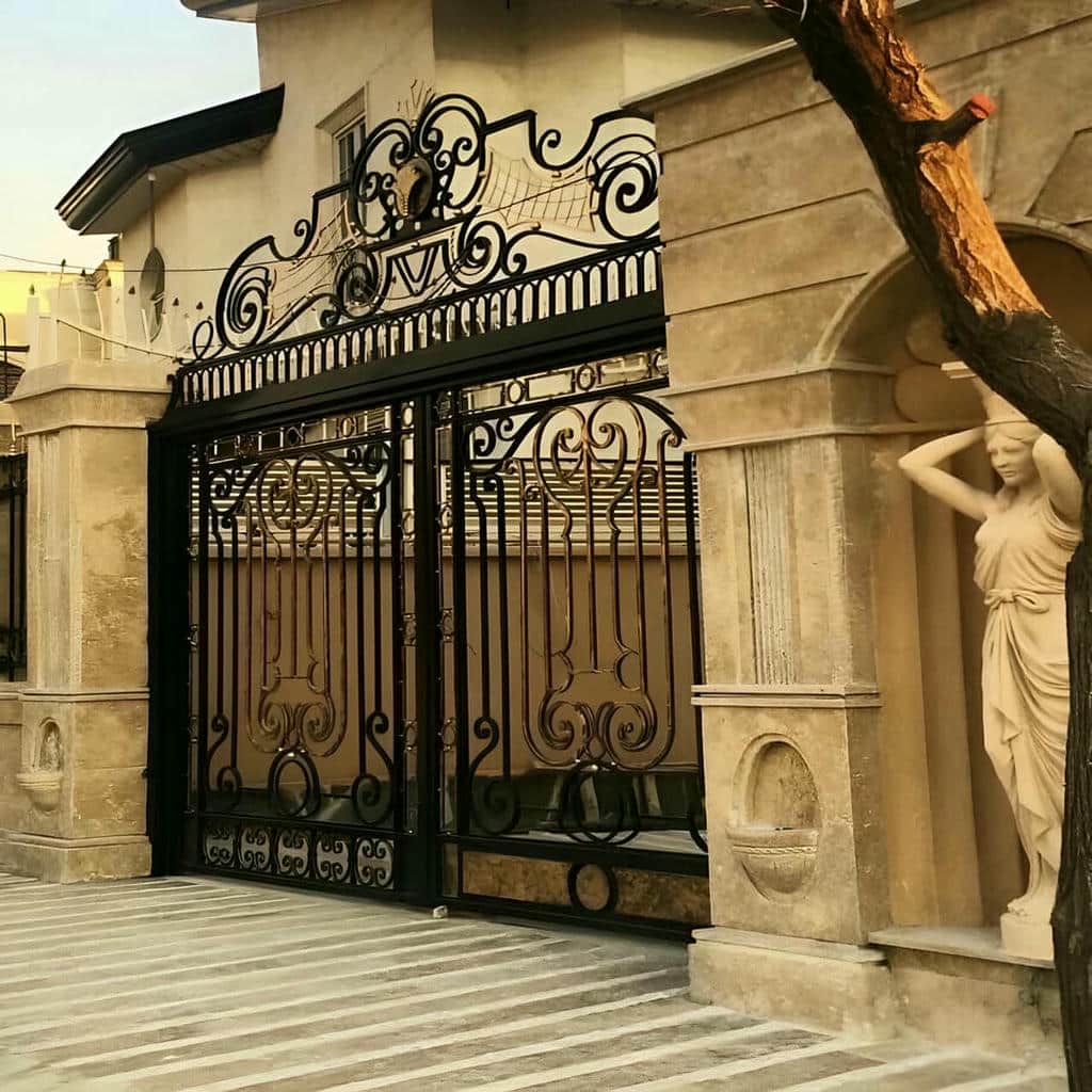 نصب درب حیاط فرفورژه ضد رطوبت در استان مازندران