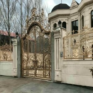 درب حیاط فرفورژه در سقز