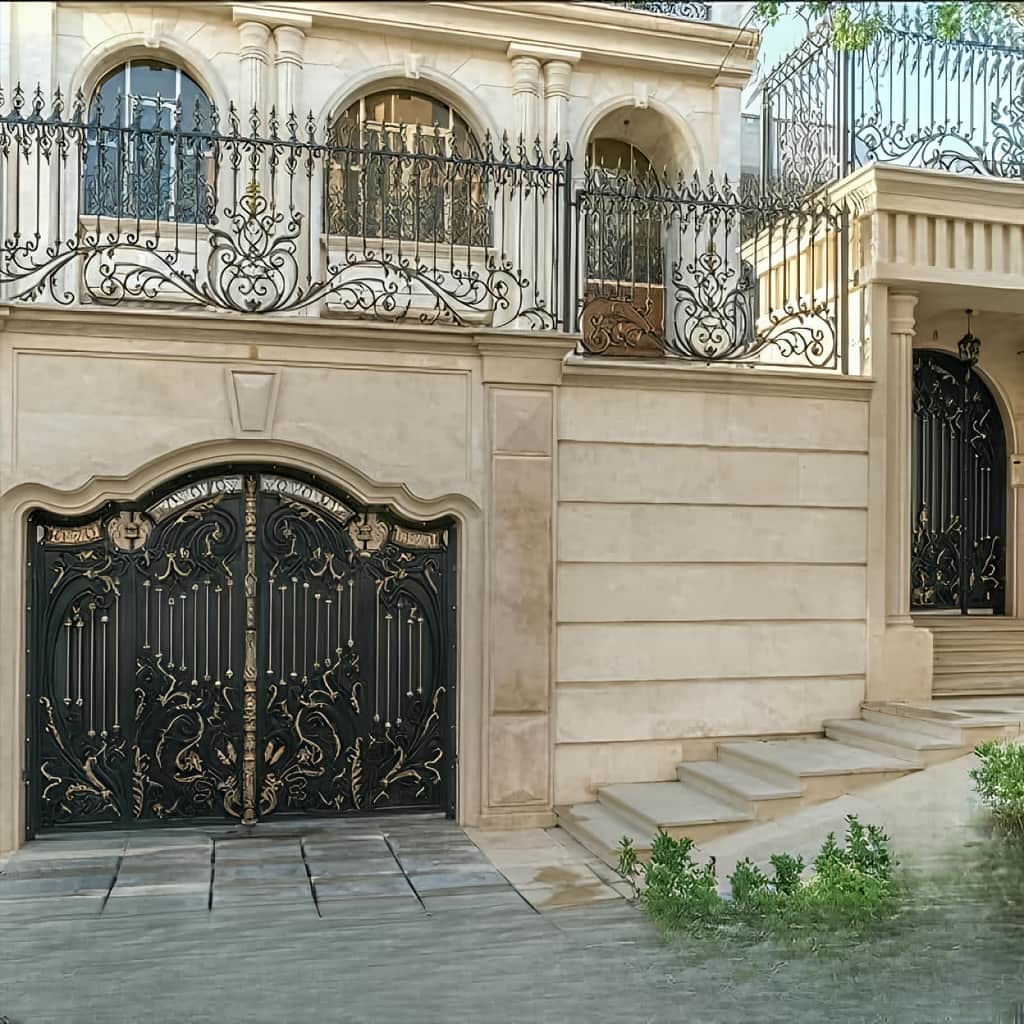 درب حیاط فرفورژه در کرج