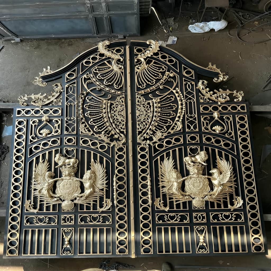 فروش درب حیاط فرفورژه سنگین در بندر دیلم