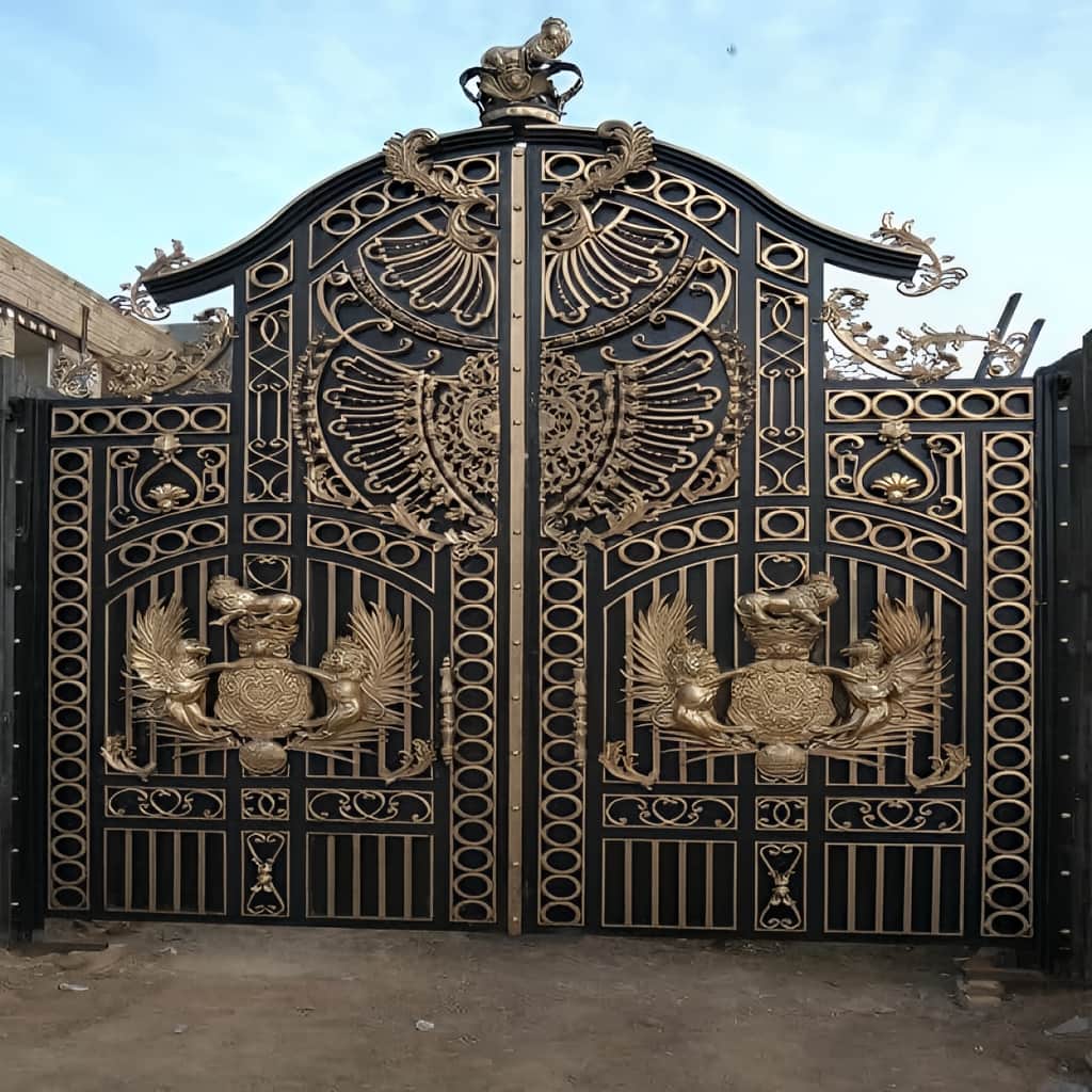 نصب درب حیاط فرفورژه مدرن در قشم