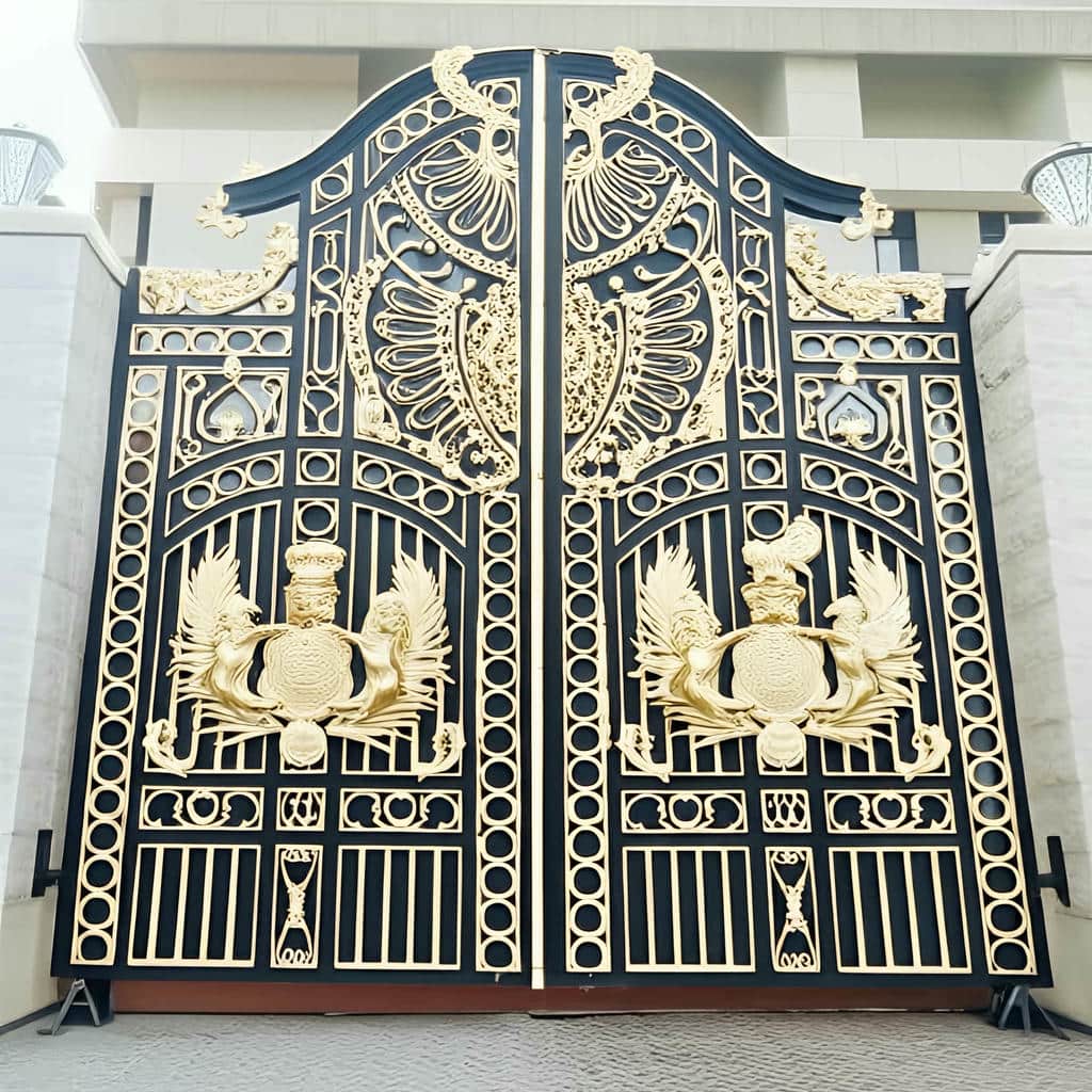 درب حیاط فرفورژه در شهریار