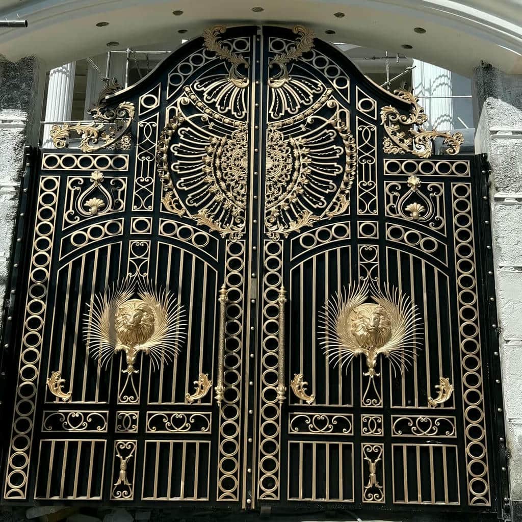 خرید درب حیاط فرفورژه ساده در ایلام