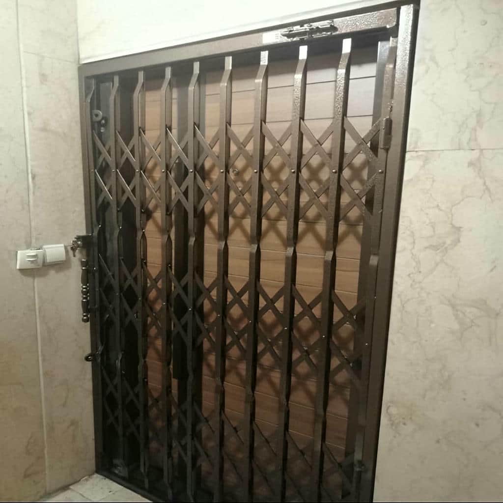 درب آکاردئونی با قفل ایمن ضد سرقت