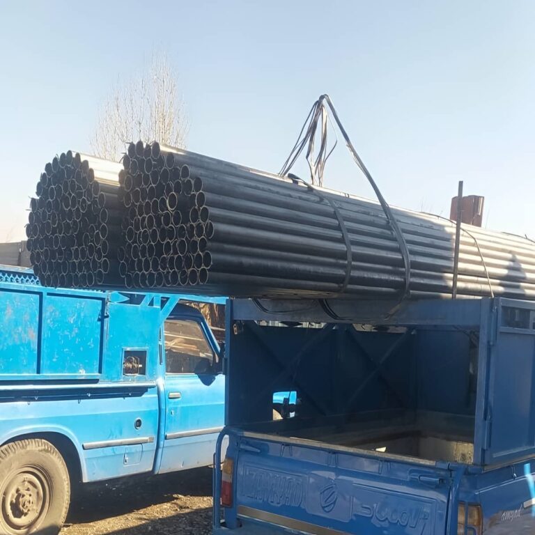 نصب ایمن کتیبه بنر پرچم پارچه مشکی و ریسه با داربست