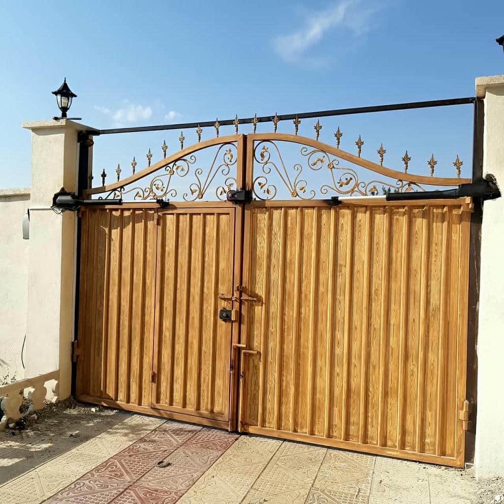 صدای زیاد جک درب پارکینگ با چرخ فرسوده روی مسیر