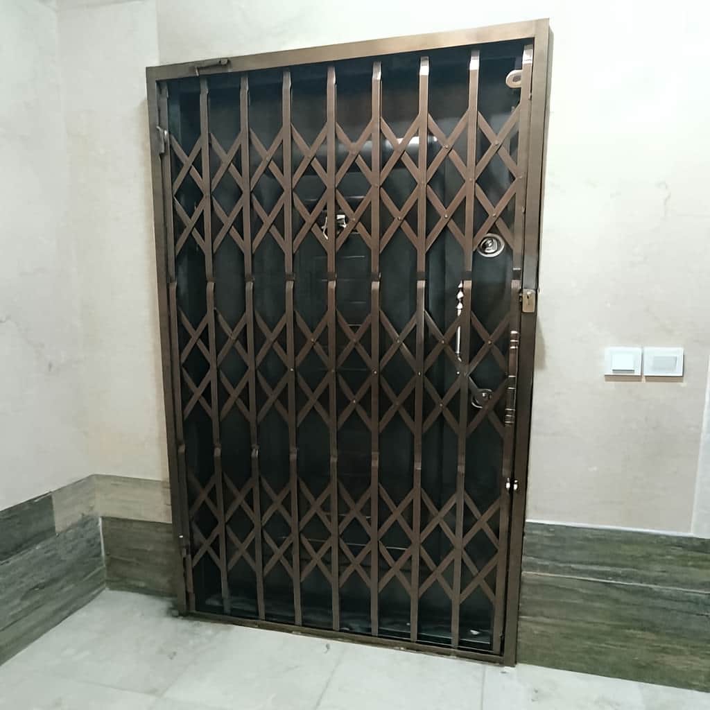 اجرای حفاظ آکاردئونی آهنی سه لوزی دوطرفه