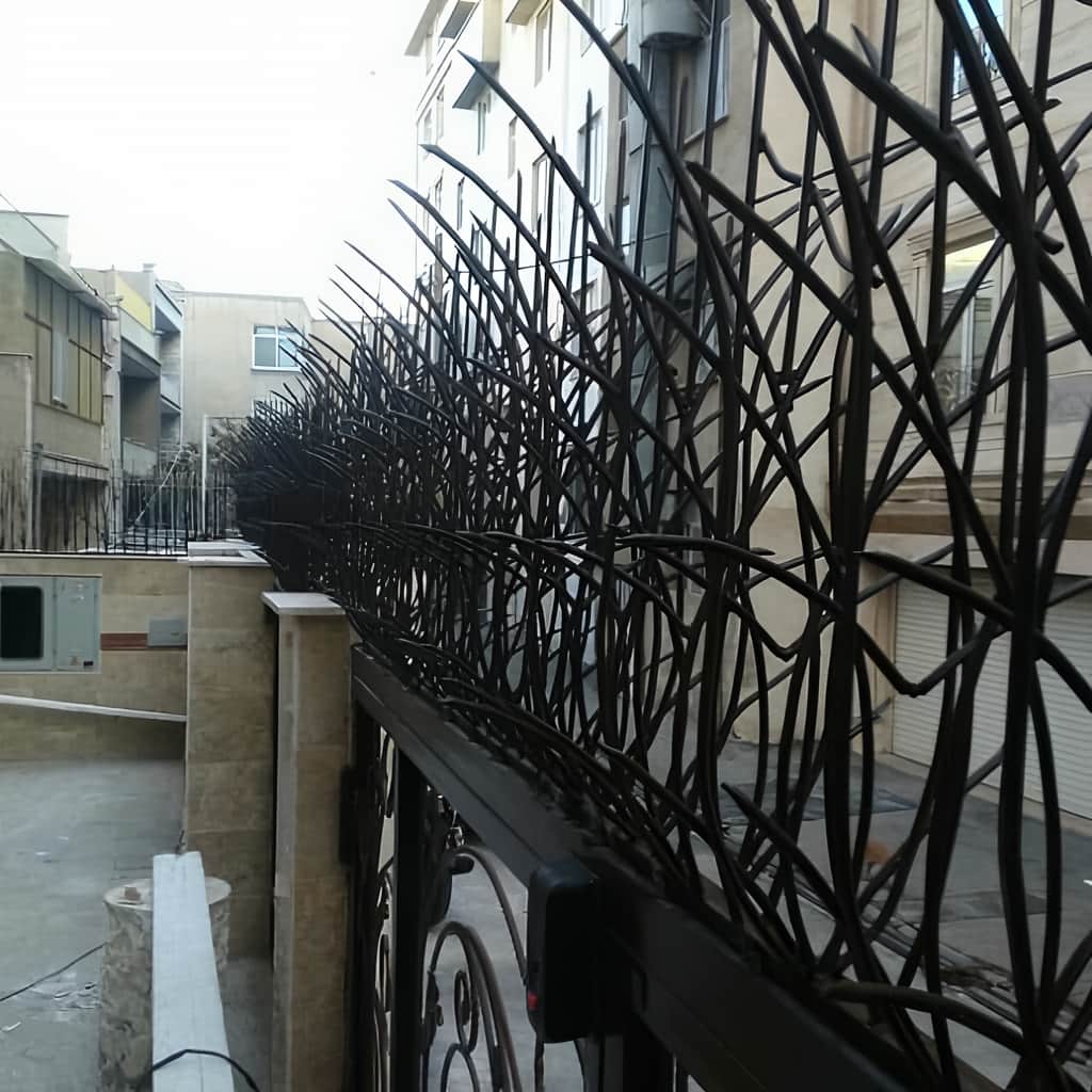 اجرای حفاظ دیوار آهنی رنگ کوره مدل نیزاری