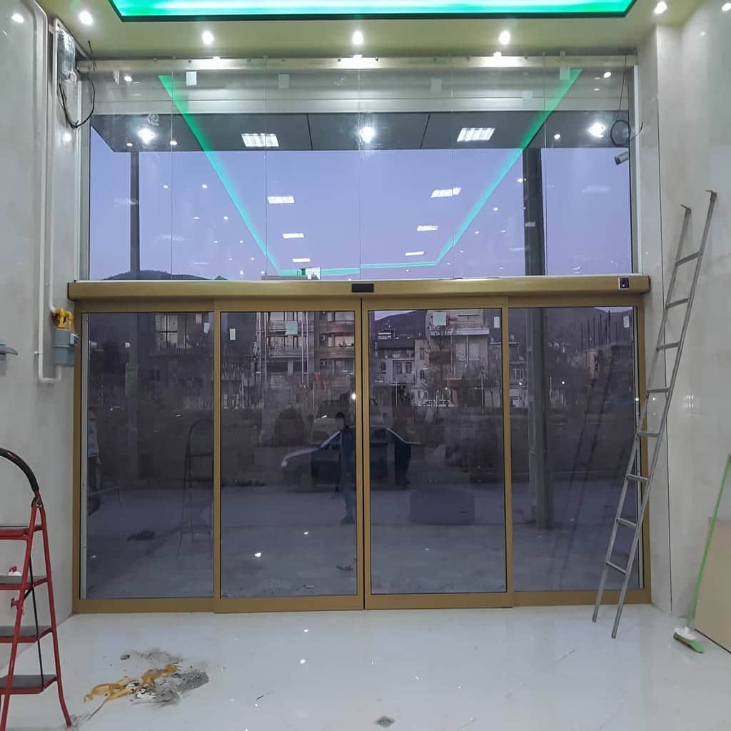 مشاوره انتخاب درب اتوماتیک شیشه ای تلسکوپی عرض کم